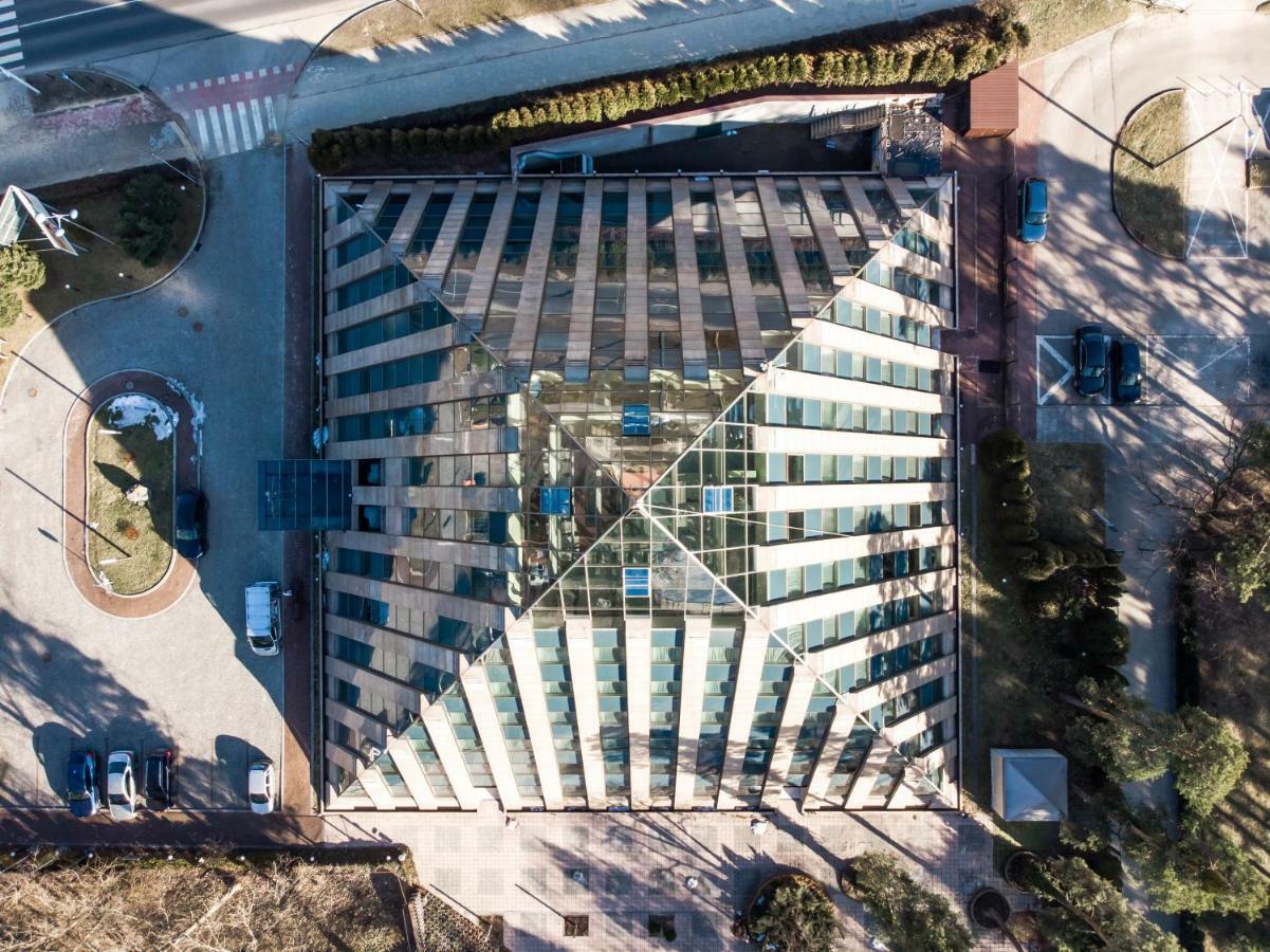 Piramida Park Hotel & Wellness Tychy Εξωτερικό φωτογραφία