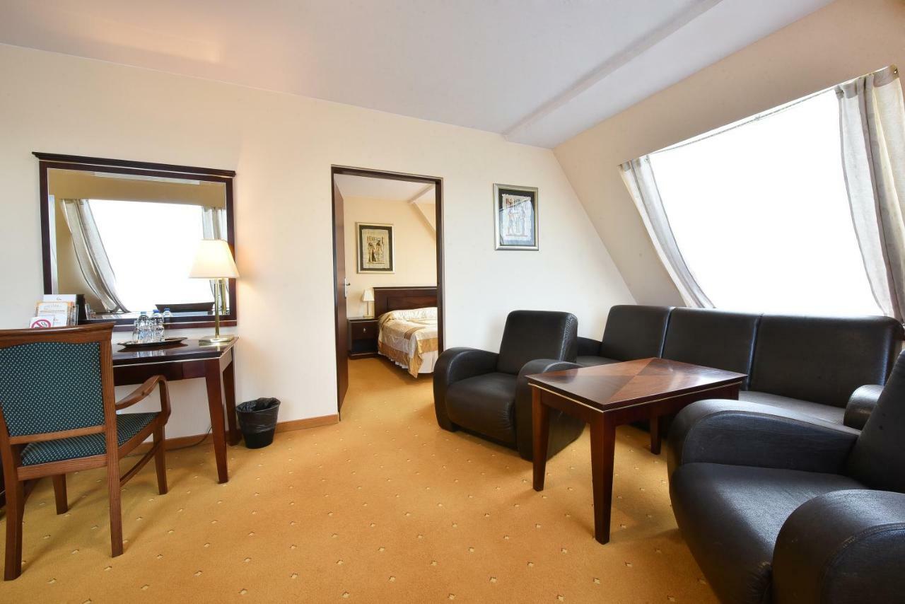 Piramida Park Hotel & Wellness Tychy Εξωτερικό φωτογραφία